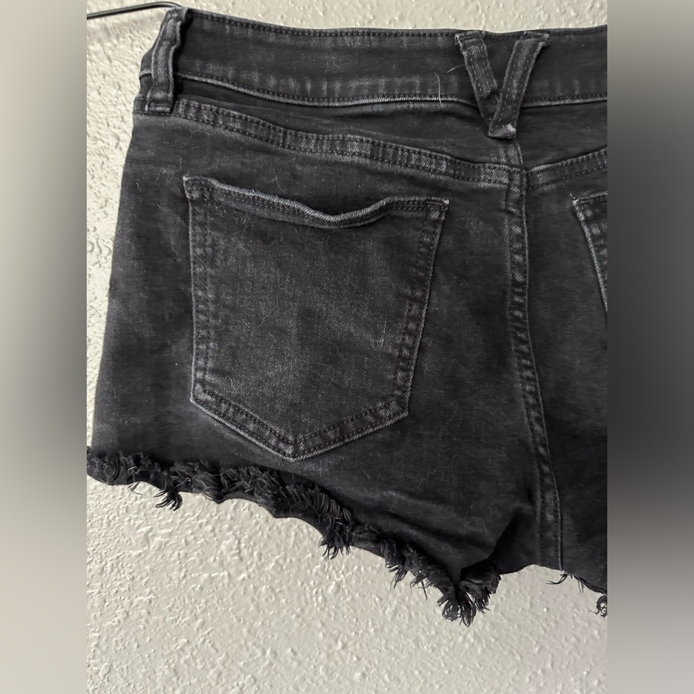 Women’s Volcom Size 28 Black Stoney Stretch Denim Jean Cutoff Shorts - Picture 7 of 9